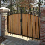 Arched Dual Gate